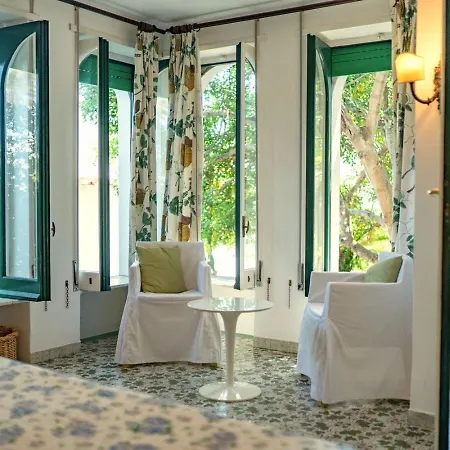 Vila Lyla Capri
